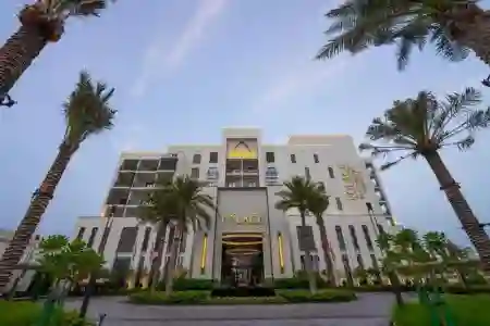 Palace Beach Resort Fujairah 2