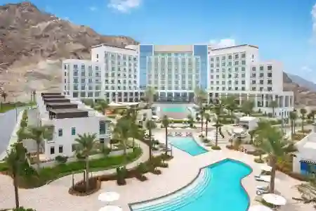 Address Beach Resort Fujairah 3